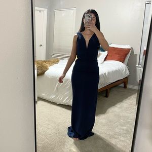 Long formal missguided navy blue dress! Size 0. NWT!